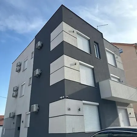 Lux * ビイェリナ